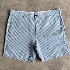 J Crew | Men’s Chino 7” Shorts